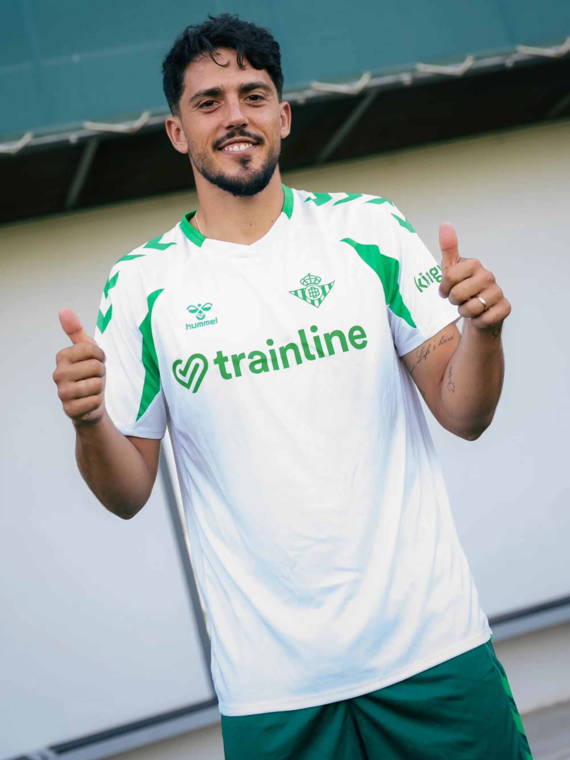 Camiseta Manga Corta Entrenamiento Infantil Blanca Real Betis 26/27 - Image 7
