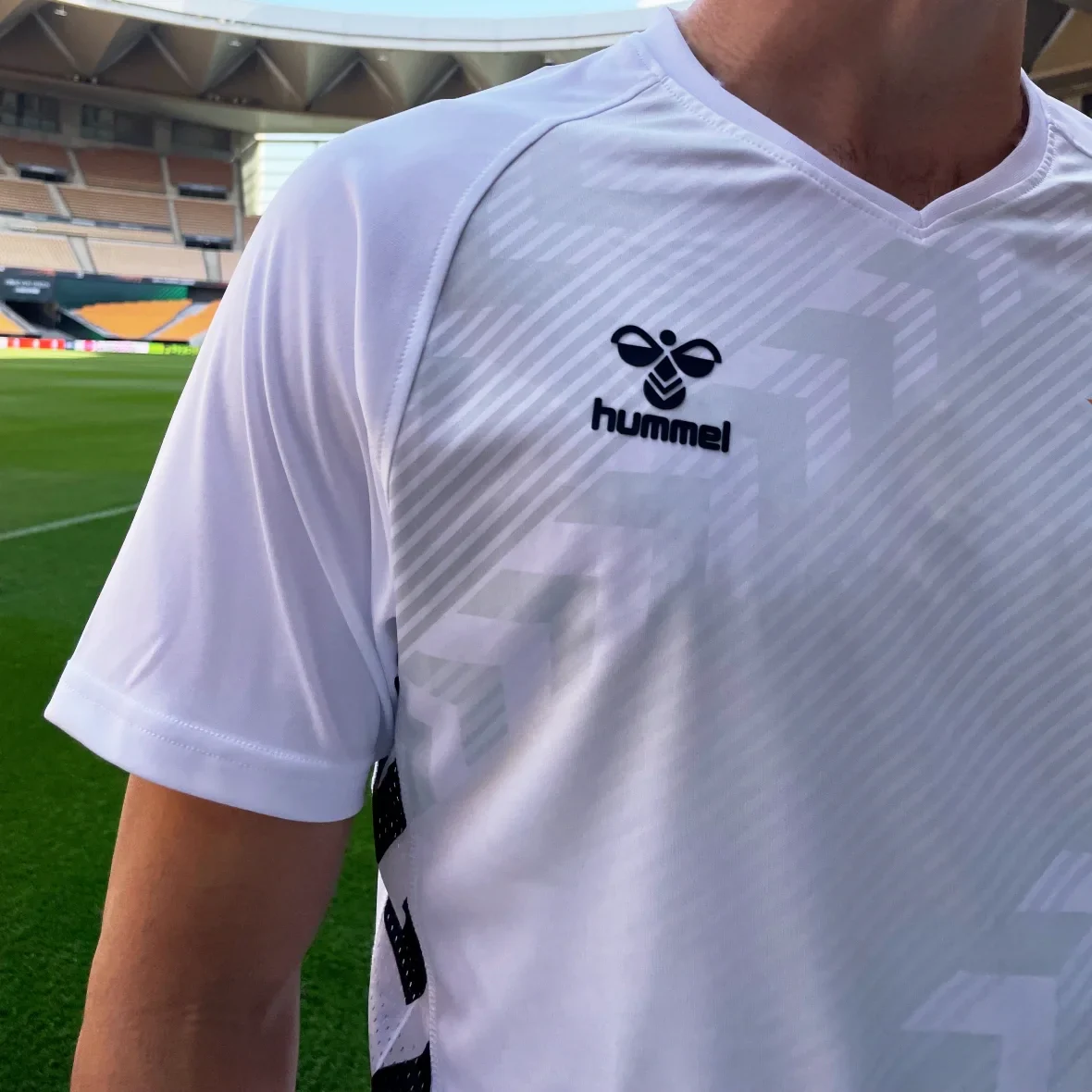 Camiseta Playful Manga Corta Sublimada Real Betis Hombre Blanca 25/26 - Image 3