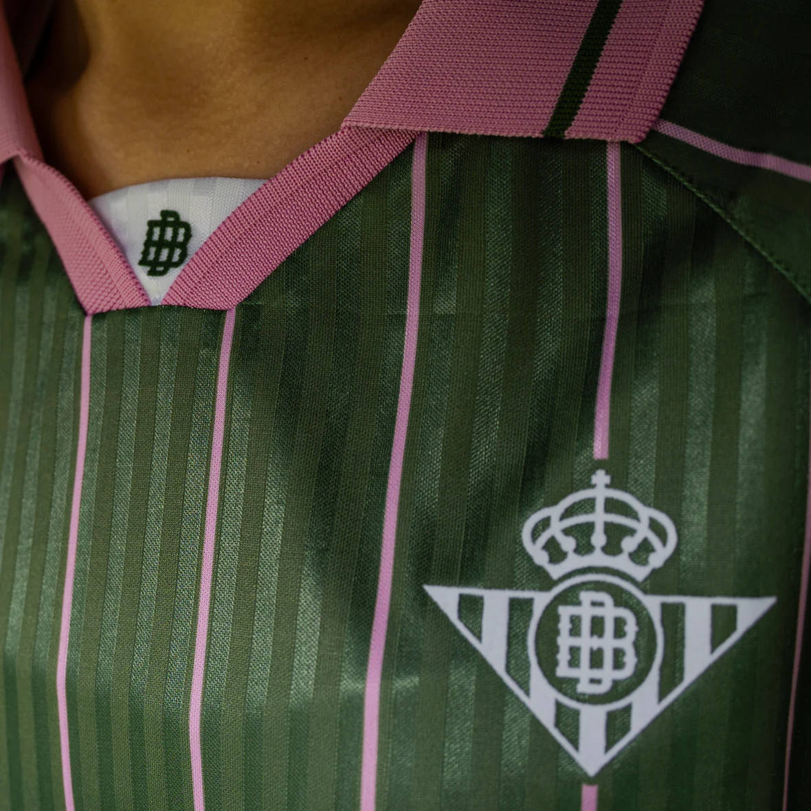 Camiseta Real Betis Mujer Bética 25/26 - Image 9