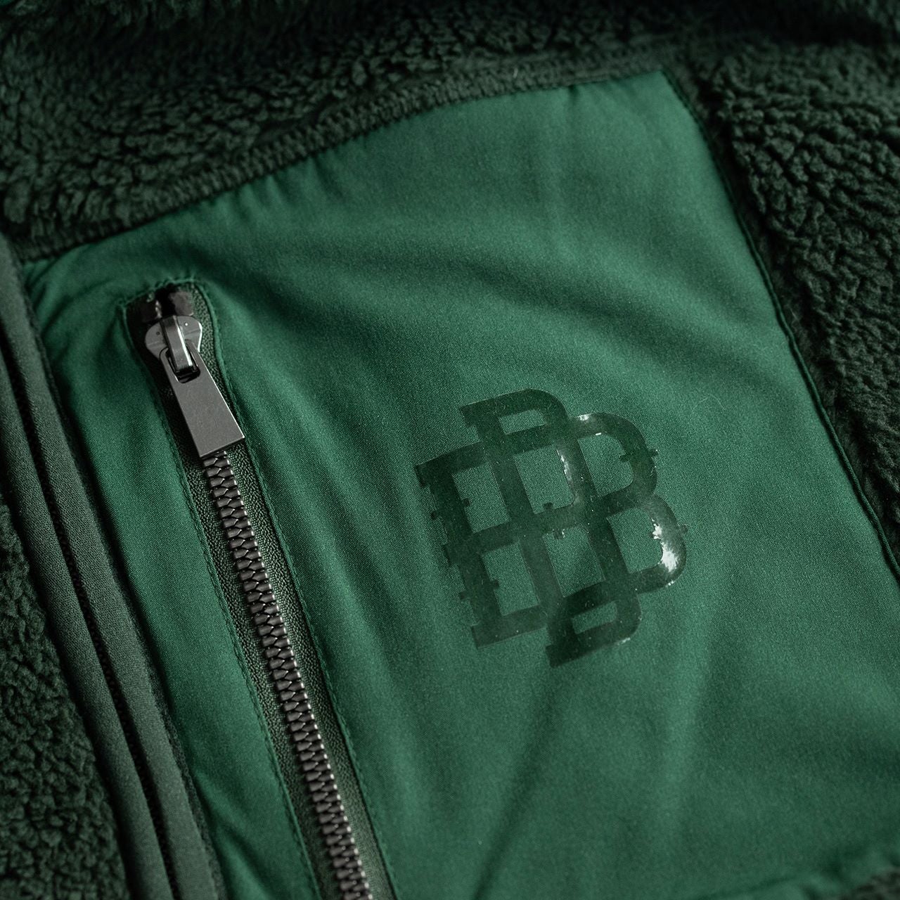 Chaleco Forro Polar Verde - Image 4